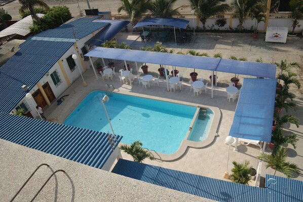 Udendørs pool