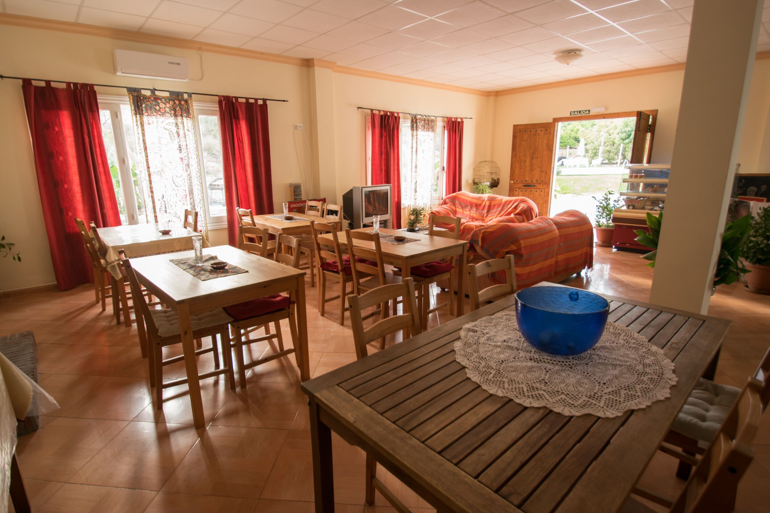 Daily buffet breakfast (EUR 7 per person)