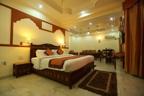 Unclassified image, 5 of 28, button - Vasundhara Palace (Rishikesh)