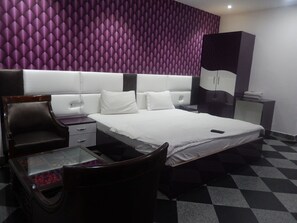 Room - Orchid Garden (New Delhi)