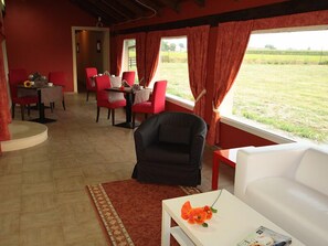 Lobby sitting area - Tenuta del Vecchio Mulino (Motta de' Conti)