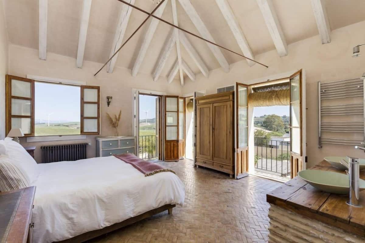 Suite (3) | Caja fuerte, wifi gratis, ropa de cama