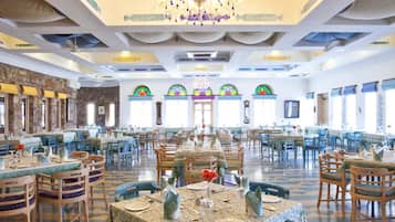 Bao gồm bữa sáng buffet hàng ngày