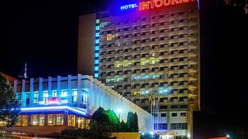 Front of property – evening/night