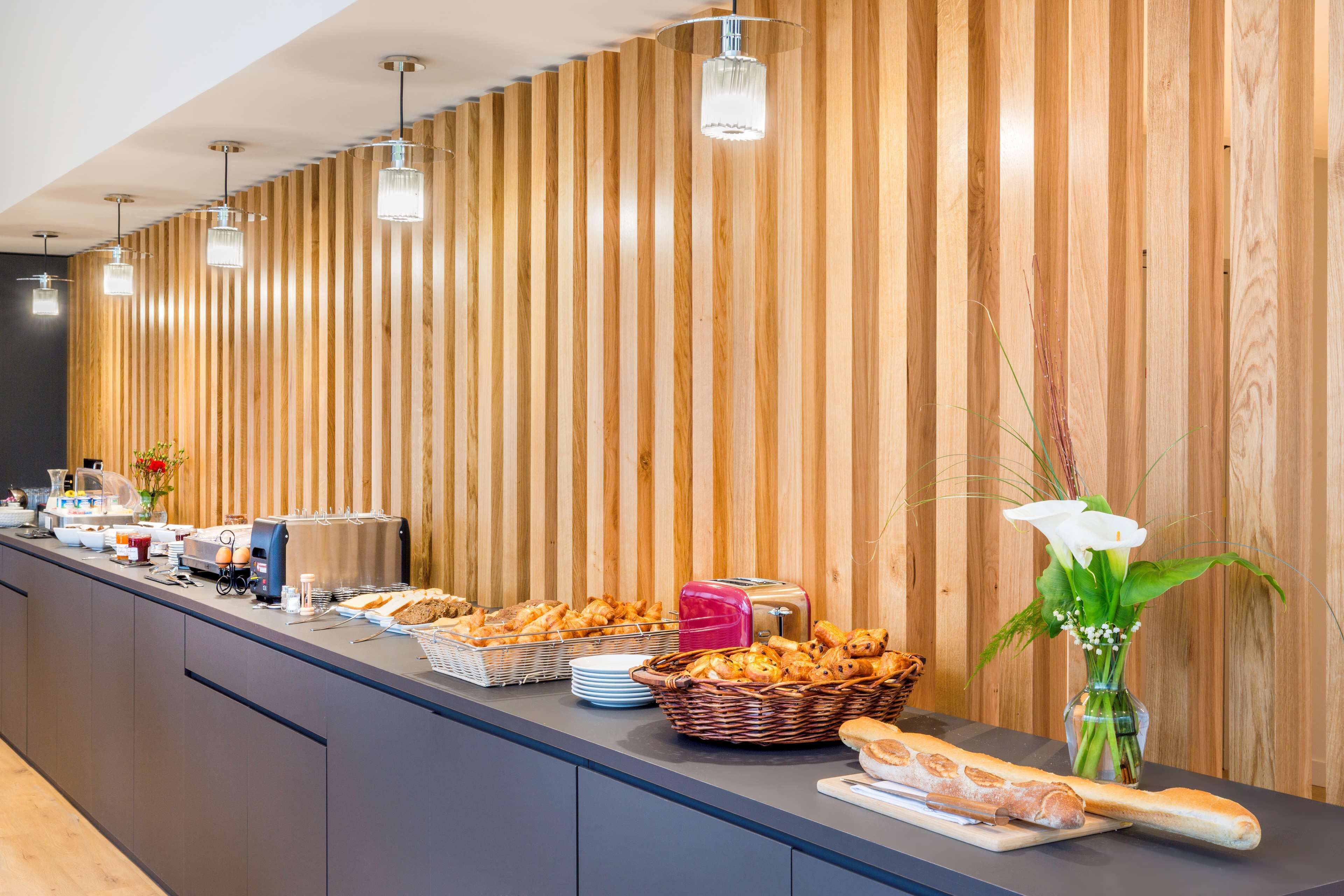 daily buffet breakfast (eur 15 per person)