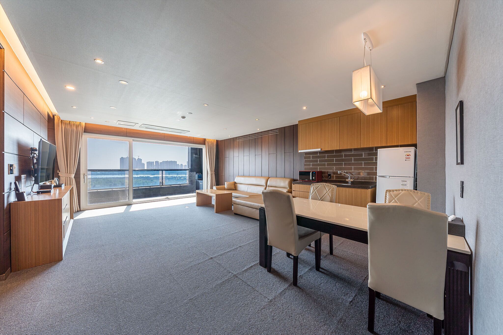 family suite, balcony (front view) | desk, blackout curtains, soundproofing, free wifi