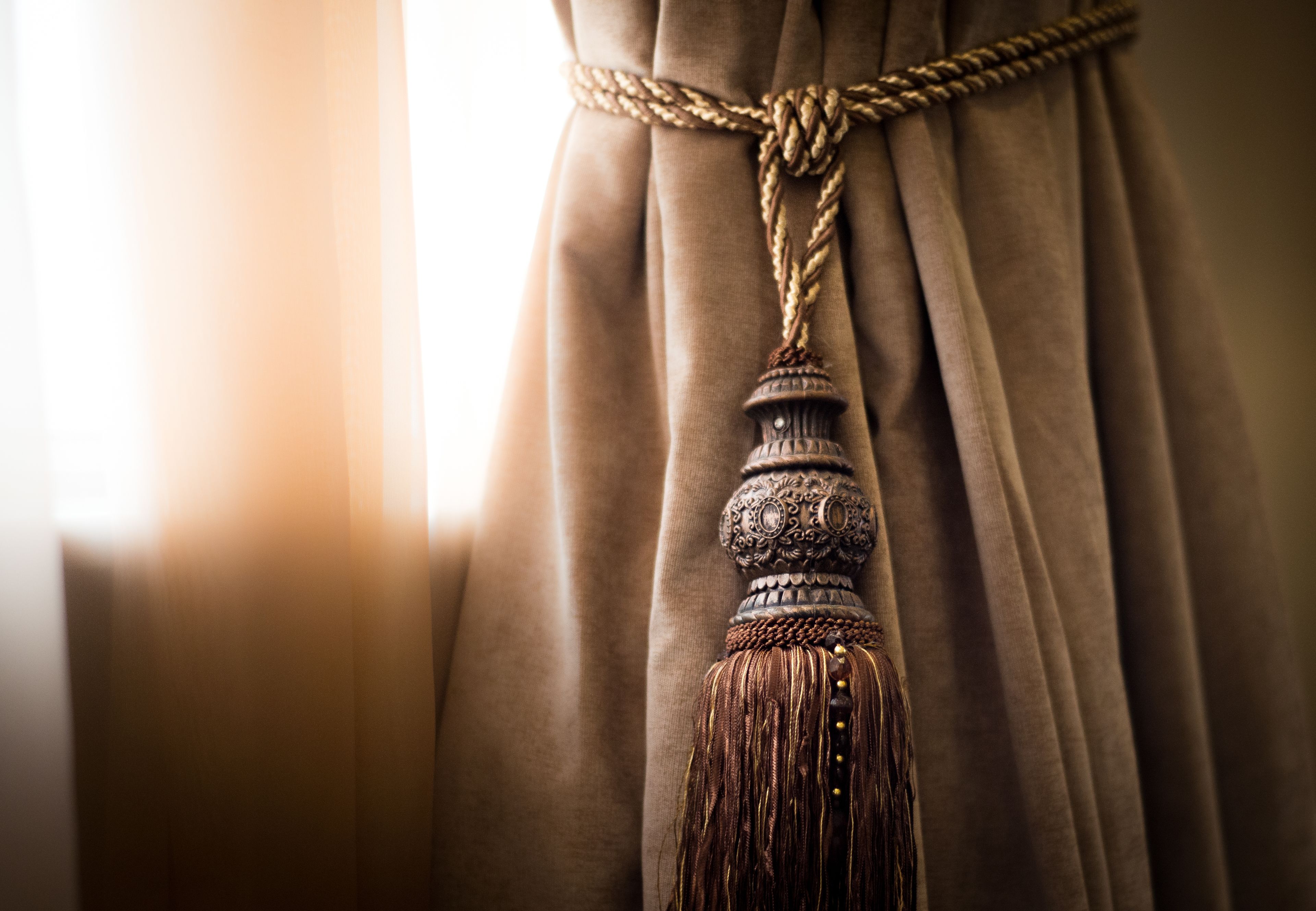 royal double room | living area | flat-screen tv, pay films