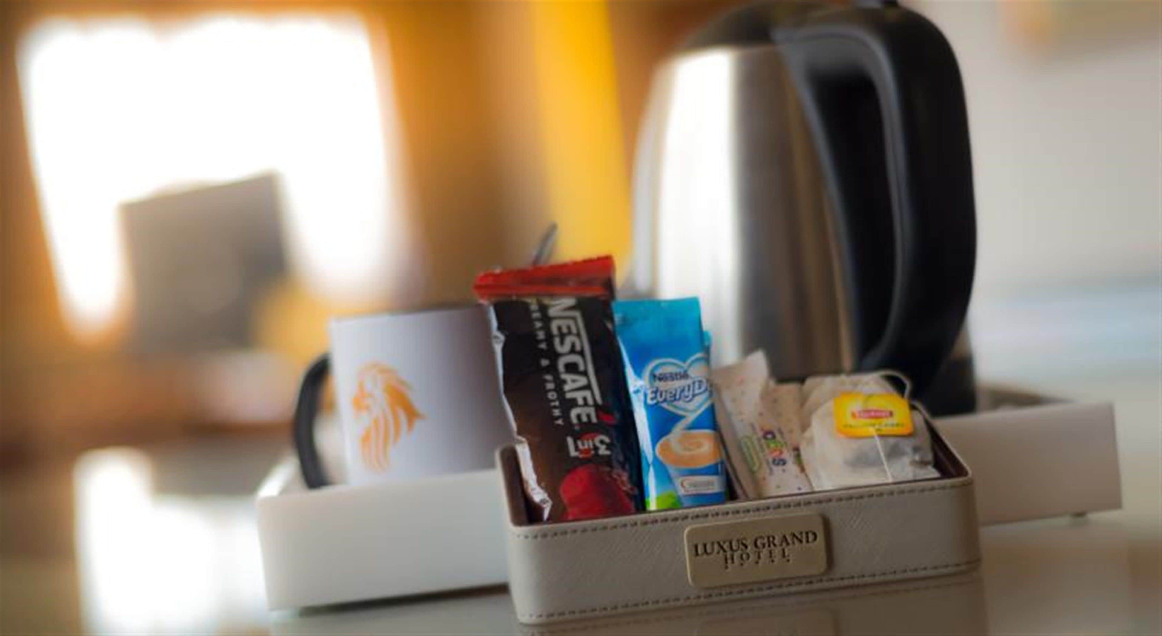 deluxe twin room | coffee and/or coffee maker