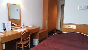 Desk, iron/ironing board, free WiFi