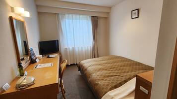 Desk, iron/ironing board, free WiFi