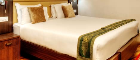Deluxe Double Room, Non Smoking | Premium bedding, iron/ironing board, free WiFi