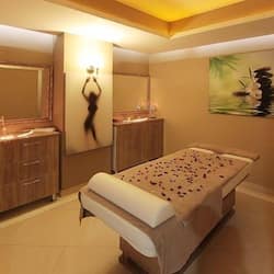 Sale per trattamenti di coppia, sauna, vasca idromassaggio, bagno turco