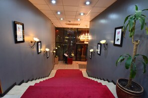 Reception - Inn & Go Kuwait Plaza Hotel (Kuwait City)