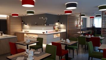 Free daily buffet breakfast