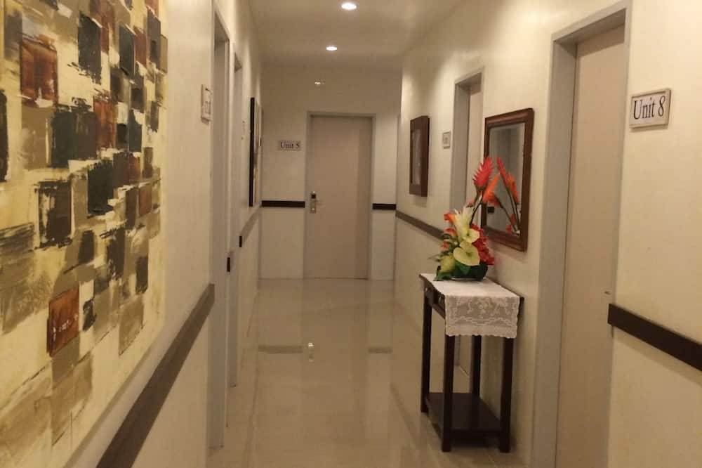 Urban Manor Hotel Annex