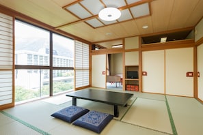 Special Japanese Room Shared Bathroom, Non Smoking | Down comforters, in-room safe, free WiFi, bed sheets - kinugawaonsen Fukumatsu (Nikko)