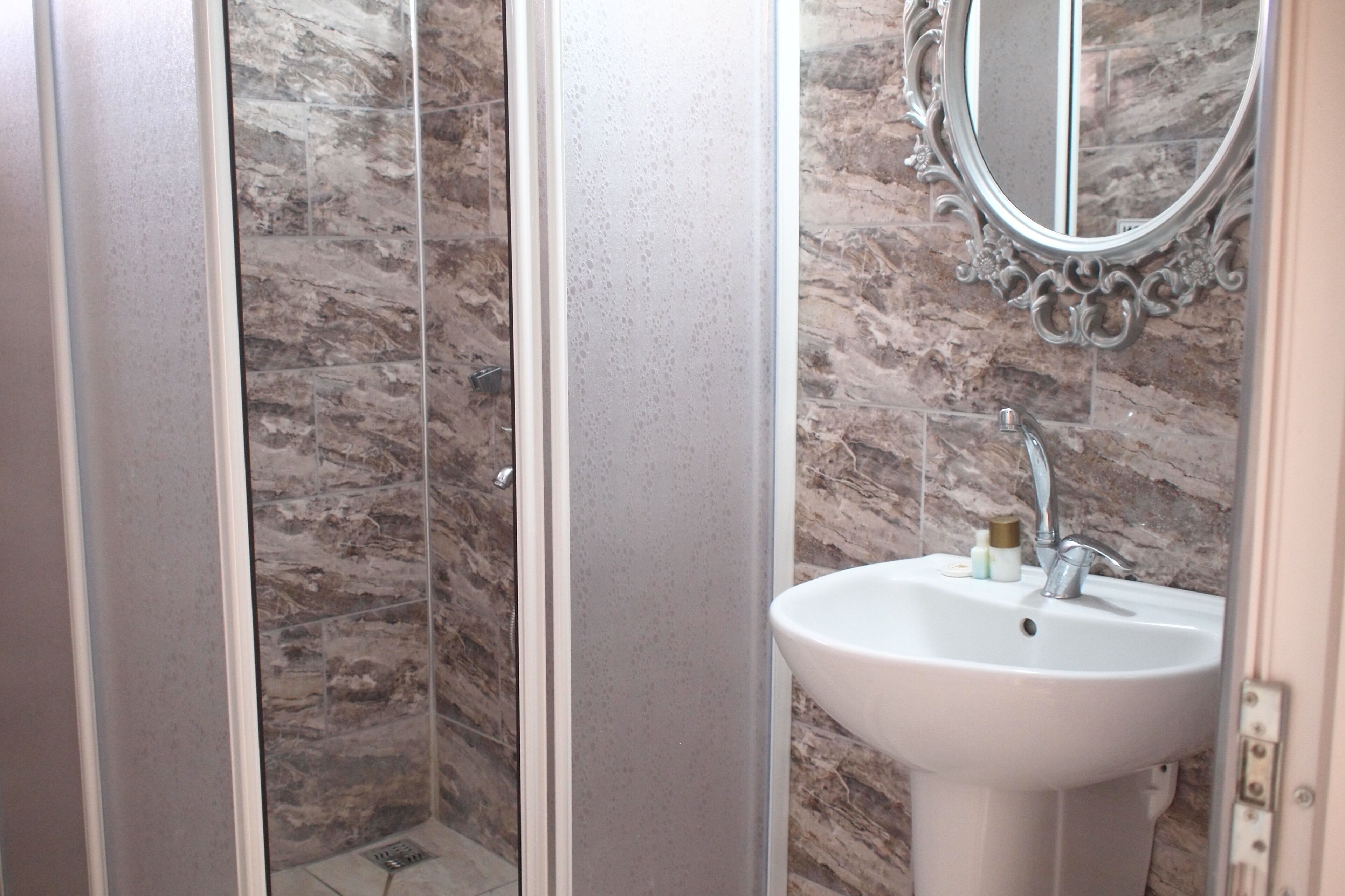 Foto - Emre's Stone House