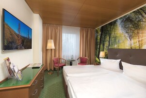 In-room safe, blackout drapes, free WiFi, bed sheets