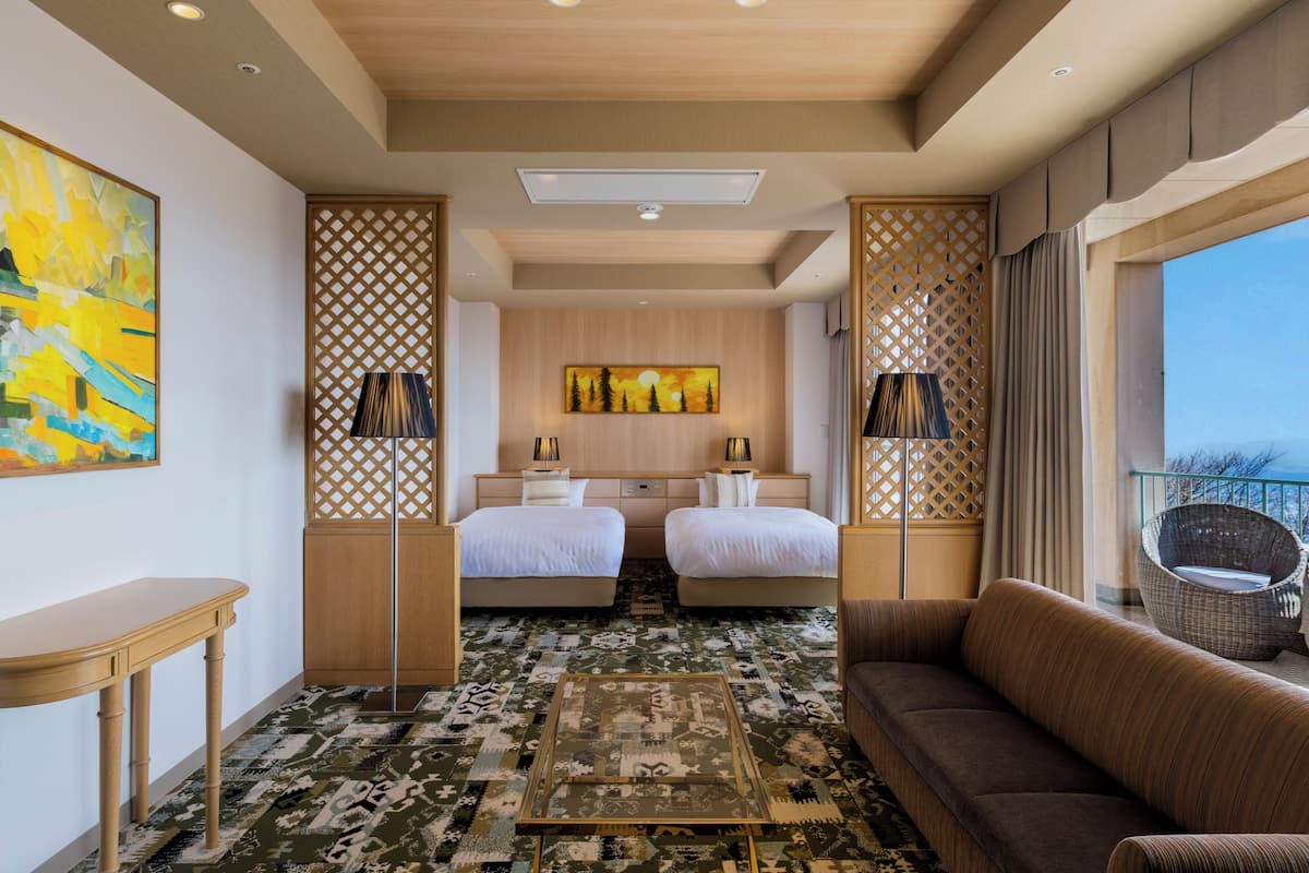 Executive Twin Room, Non Smoking | Desk, free WiFi, bed sheets