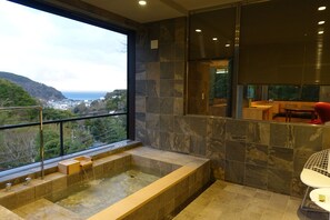 Villa AZITO with Extra bed, Non Smoking | Outdoor spa tub