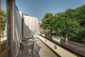 View from room - Wall Street Maestro (Odesa)