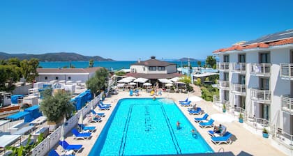 Bahar Hotel (+12 Adult )