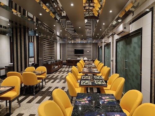  Sapphero Resorts A Unit Of Shri Sai Hospitality