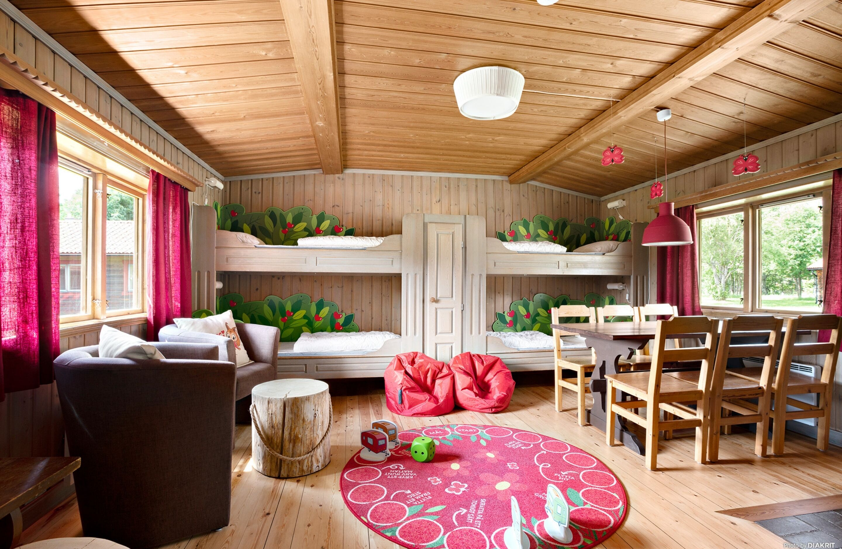 Självhushållsstuga 6 bäddar | Barnsängar och gratis wi-fi