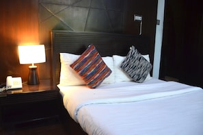 Design Room, 1 Queen Bed