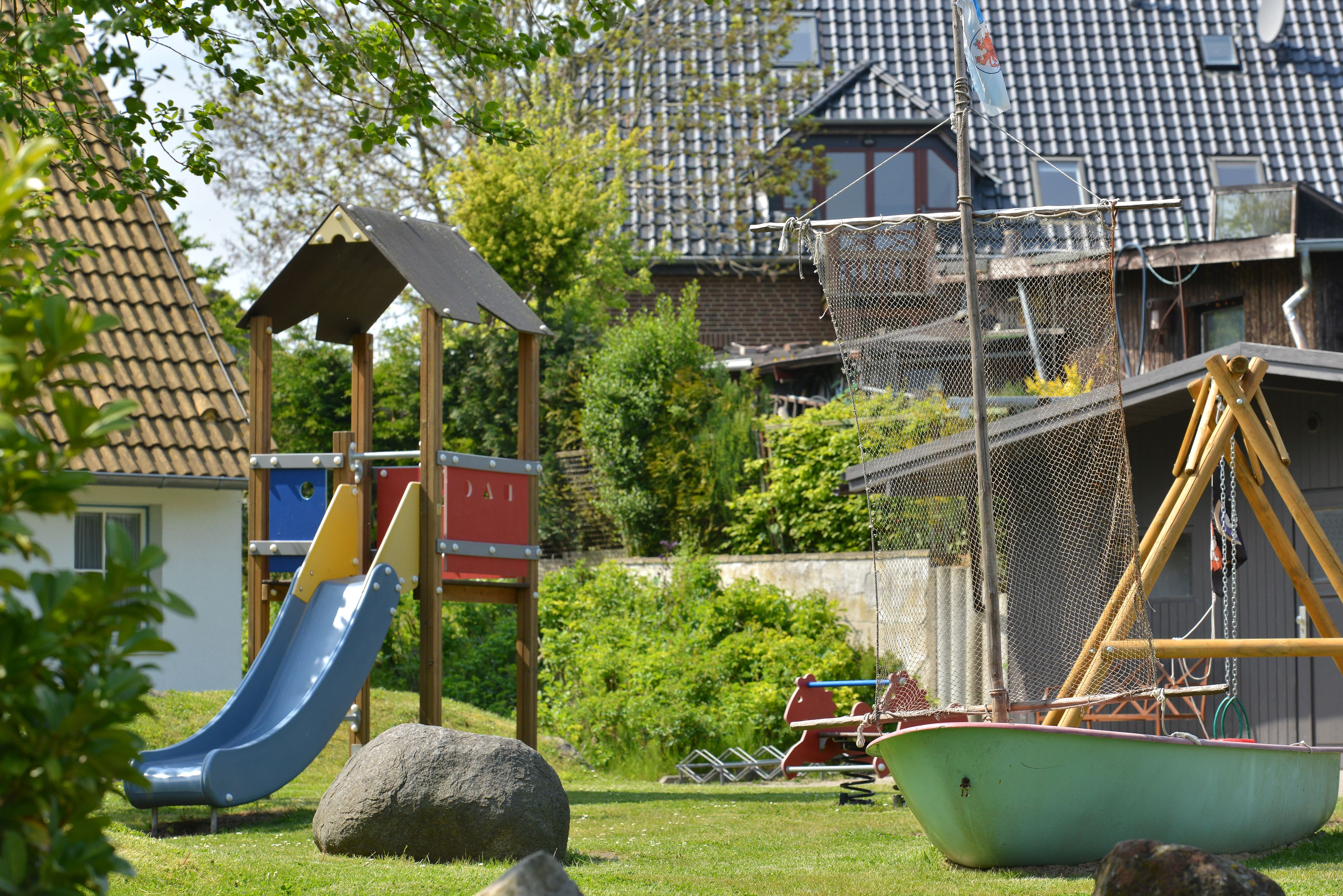 children’s play area – outdoor