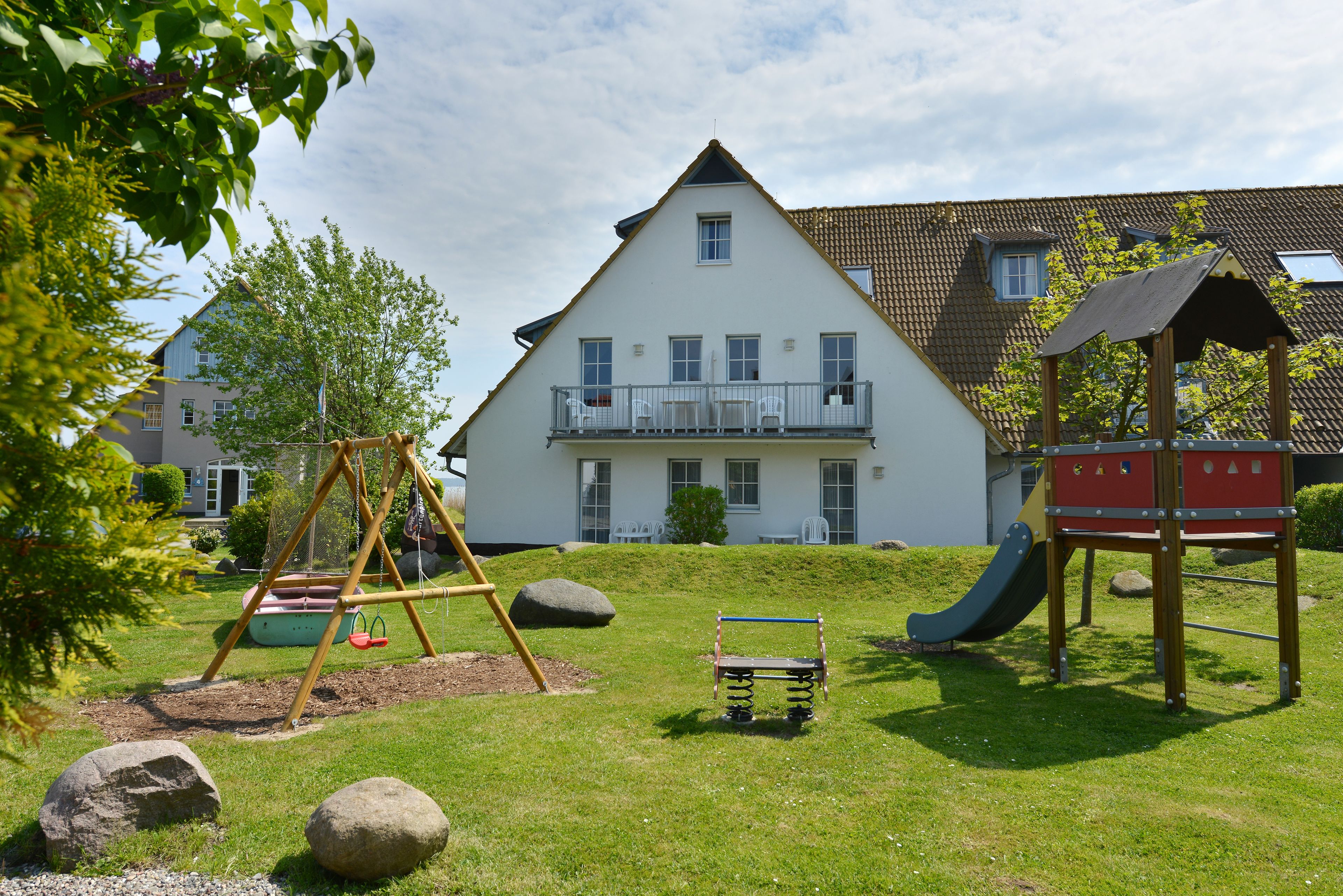 children’s play area – outdoor
