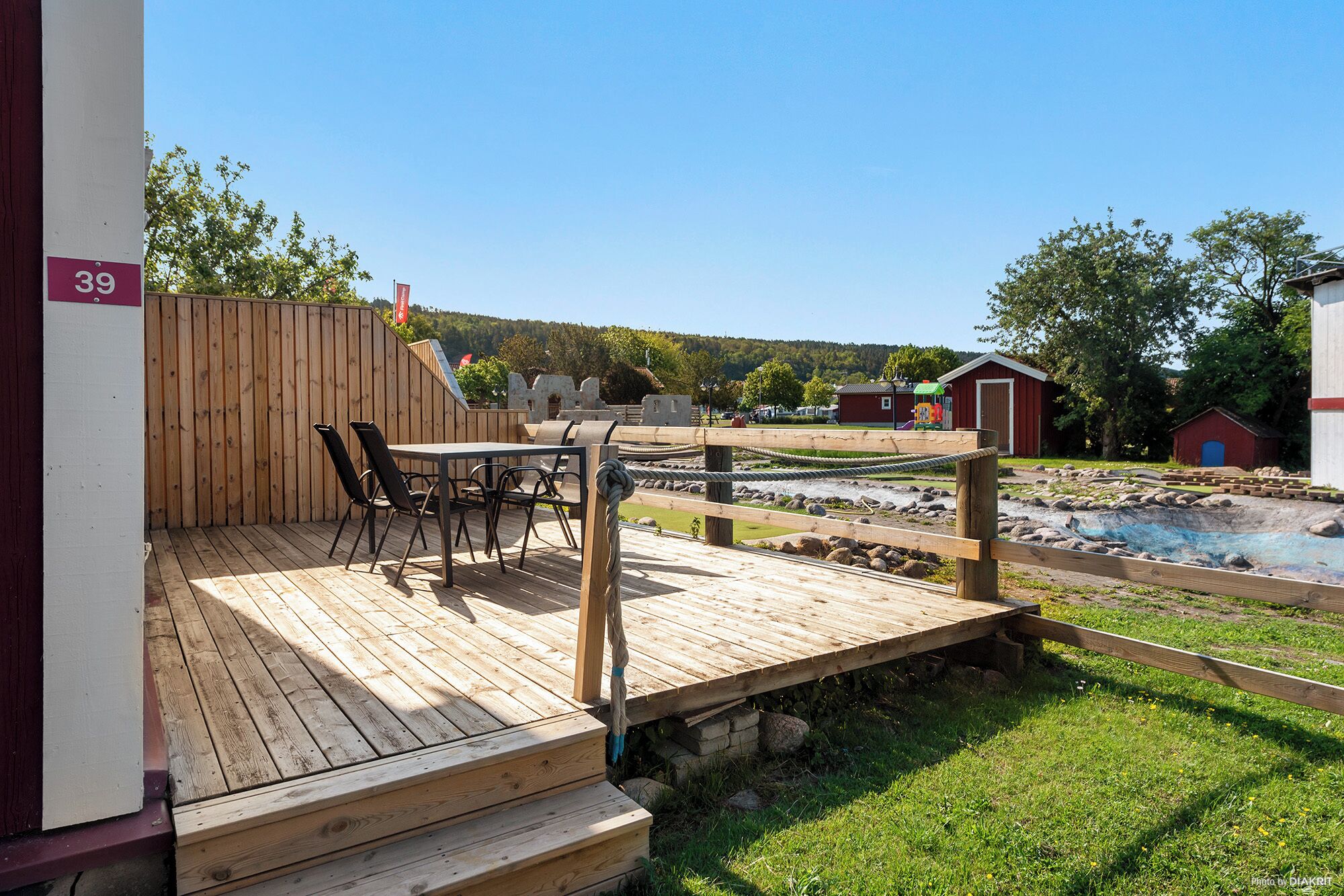 Hamnvilla - inga husdjur tillåtna | Utsikt mot gatan