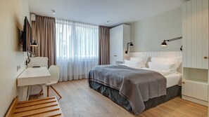 Chambre double, salle de bain attenante