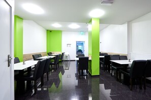 Petit déjeuner buffet