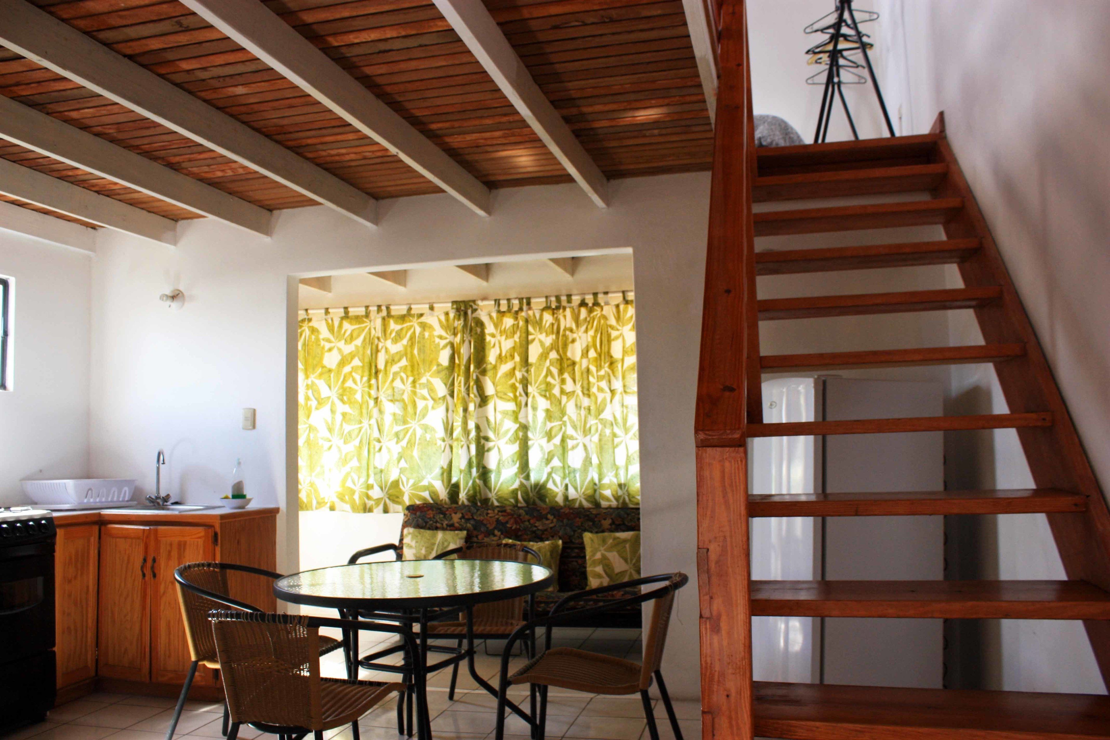 Bananaquit Apartments