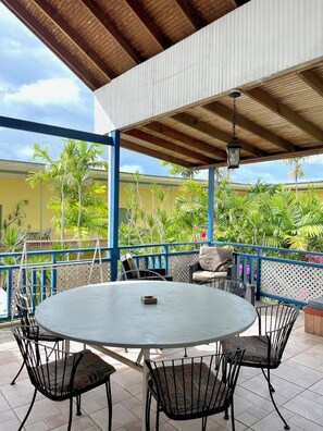Suite Familiale, 2 chambres, vue jardin, cÎté jardin | Terrasse/Patio