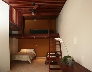 Family Room | Minibar, in-room safe, iron/ironing board, free WiFi - Pousada Mar & Vida e Doçaria (Paraty)