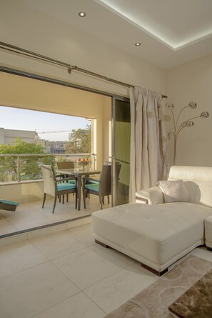 Suite Présidentielle, 3 chambres, vue ville | Vue depuis le balcon