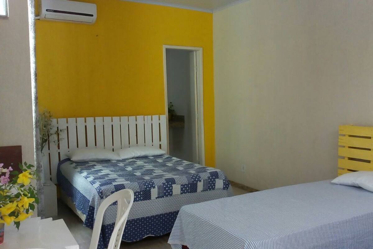 Family Suite, 1 Bedroom, Private Bathroom, Corner | Romfasilitet