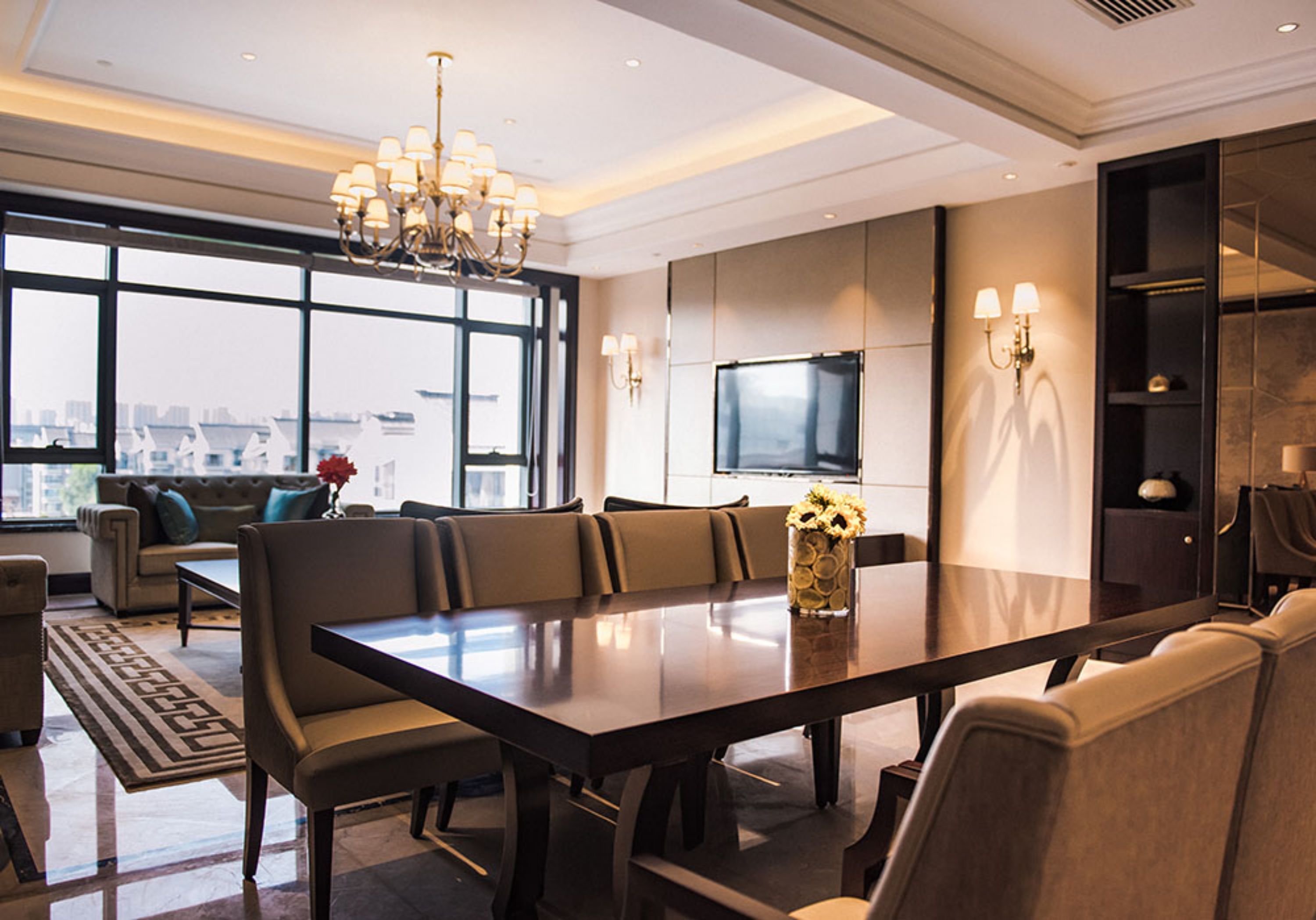 family room, 2 bedrooms | living room | lcd tv