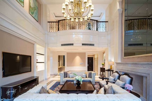 Apartment, 6 Bedrooms | Minibar, soundproofing, free WiFi, bed sheets