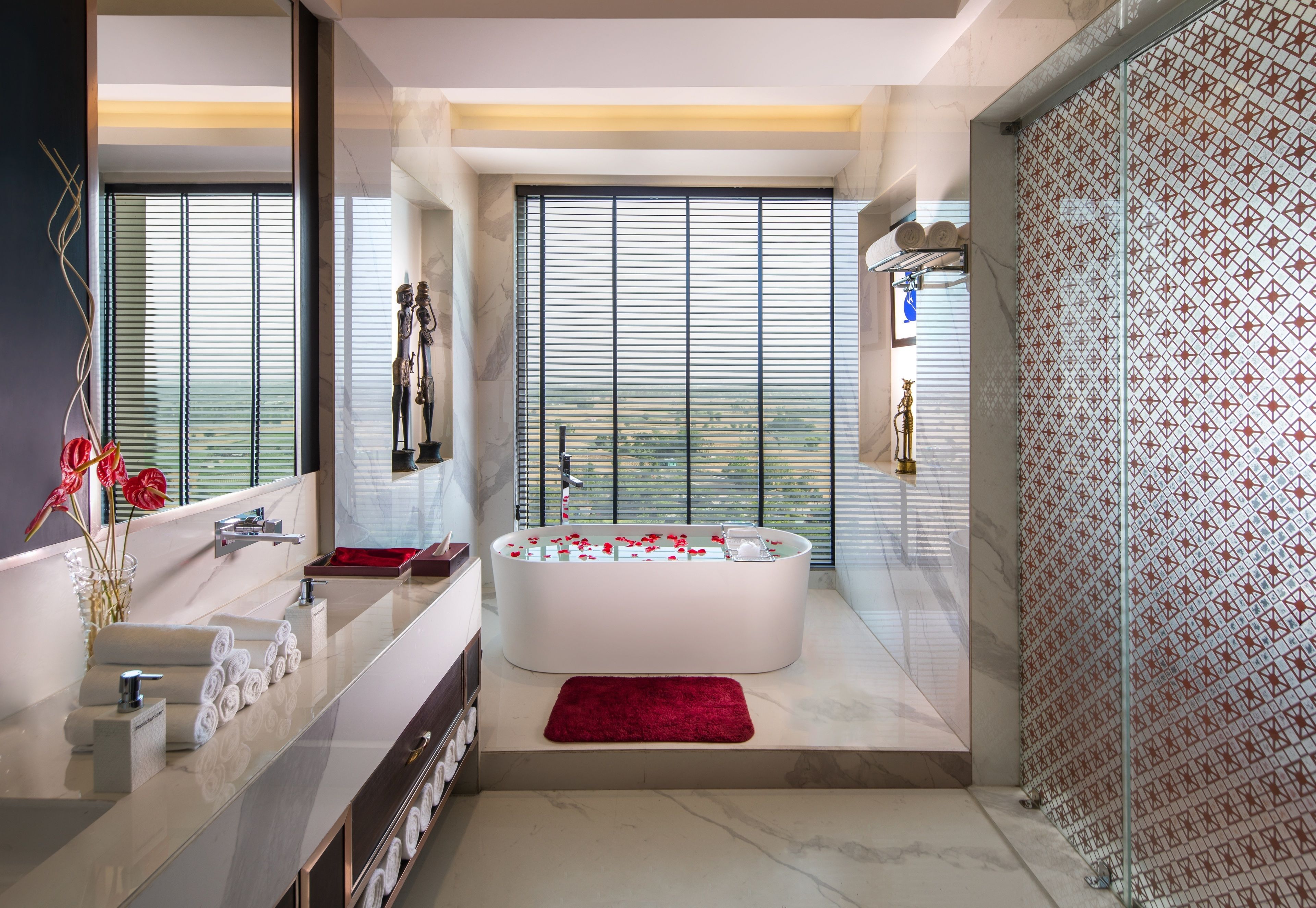 presidential suite | bathroom | shower, free toiletries, slippers, towels