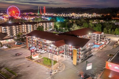 Americana Inn, a Travelodge by Wyndham