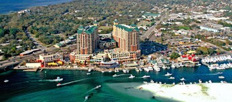 Emerald Grande Vacation Resort by Resort Stay