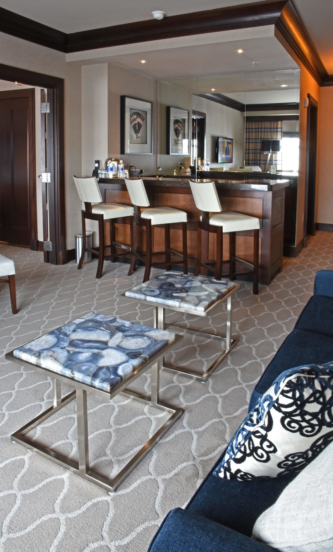 48-inch flat-screen tv with satellite channels, tv