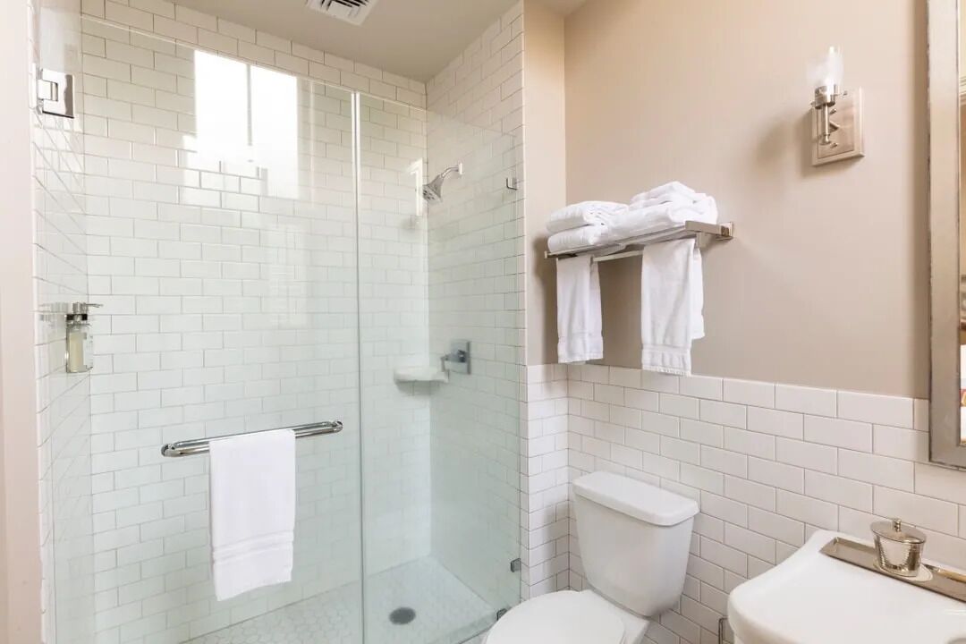 shower, free toiletries, hair dryer, dressing gowns