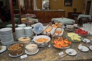 Dinner served, Brazilian cuisine