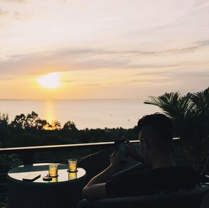 Breakfast, lunch and dinner served - Son Tra Hill Phu Quoc (Phu Quoc)