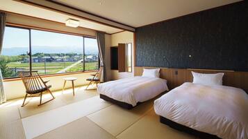 Japanese-Style Room with Beds (Renewal in 2024) Non smoking | Premium bedding, in-room safe, desk, free WiFi