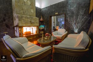 Fireplace - Serenus Boutique Villa (Nuwara Eliya)